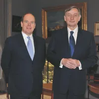 Knez Albert II. Monaški in slovenski predsednik  Danilo Türk sta si izmenjala tudi izkušnje na področju določanja meja s sosednjimi državami.  