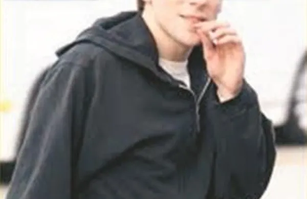 Jesse Eisenberg je bil razglašen za najboljšega igralca leta 2010 za vlogo Marka Zuckerberga v Socialnem omrežju.