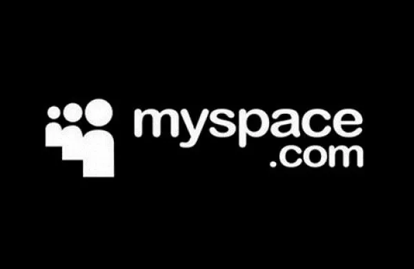 Myspace je novembra lani po vsem svetu imel skupno 81,5 milijona uporabnikov, medtem ko jih je novembra 2009 imel še 108,1 milijona.