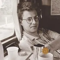 Stieg Larsson: &ldquo;Država je družina in družina je nasilje&rdquo;
