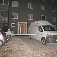 Primorsko javnost je v zadnjih letih najbolj pretresla tragedija, ki se je zgodila za vrati stanovanjskega bloka v sežanski Turšičevi ulici