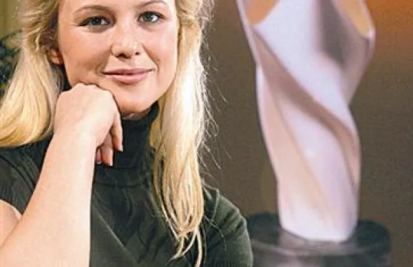 Slovensko igralko Ivo Krajnc je revija Hollywood Reporter primerjala z mlado Nicole Kidman.