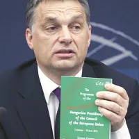 Viktor Orban je ironično komentiral, da je tovrstnih protestov vajen že v madžarskem parlamentu.