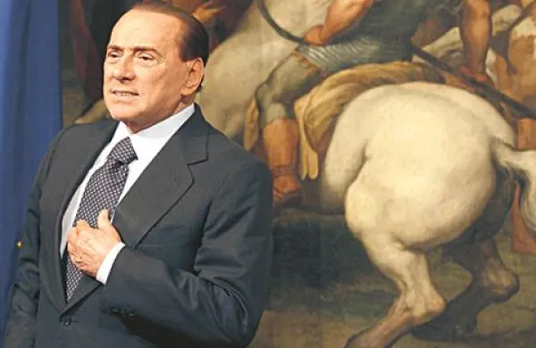Proti Berlusconiju bodo zbirali podpise