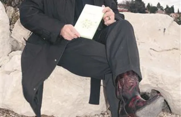 “Glede arbitraže  že 20 let zastopam ista stališča, za razliko od mnogih, s predsednikom vlade na čelu.”