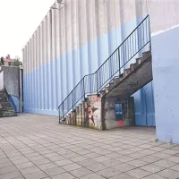 Občina je dala prebarvati fasado športne dvorane  Livade.