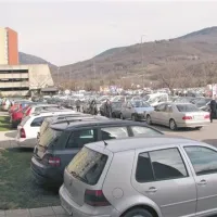 Občini Nova Gorica (fotografija iz Nove Gorice) in Šempeter-Vrtojba se o spornih javnih zemljiščih s SGP  ne bosta pogajali 