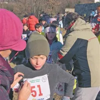 Mladi tekači na cilju