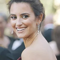 Penelope Cruz je v torek povila prvega otroka.
