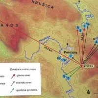 Edini sledilni poskus, ki je bil doslej narejen, je pokazal, da odteka s Počka več kot polovica voda v vodno zajetje v Malnih, petina v Vipavo, nekaj v Rakov Škocjan. Kam odtekajo vode z območja med Javorniki in Snežnikom, kjer je strelišče Bač, pa sploh ni raziskano.