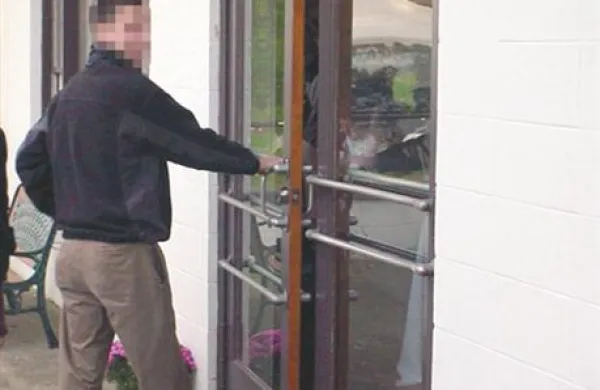 Novogoriški policisti so imeli včeraj kar nekaj dela z vlomilci. Fotografija je simbolična.