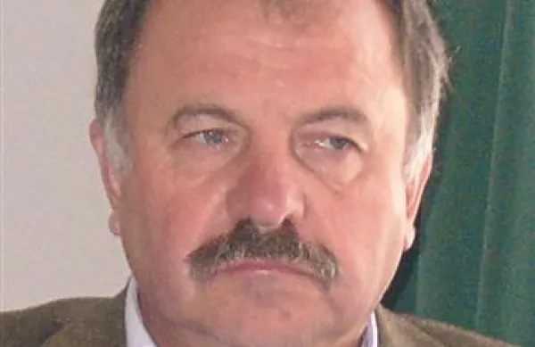 Drago Štunf: “Predlagam, da se prenosni računalnik kupi samo tistim svetnikom, ki ga res nimajo.” 