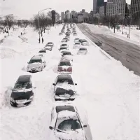 Posledice zadnjega snežnega neurja v Chicagu (ZDA)