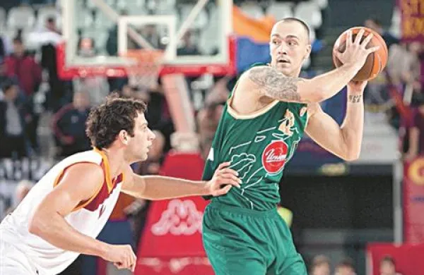 Union Olimpija je v rimsko Lottomatico premagala za eno točko