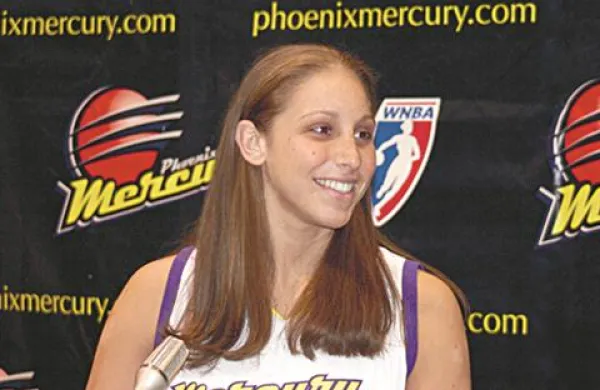 Diani Taurasi grozi dvoletni suspenz, zaradi katerega je pod vprašajem tudi njeno sodelovanje na olimpijskih igrah 2012 v Londonu.