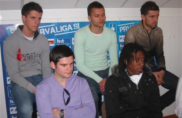 Z leve: (zadaj)  Vito Plut, Nemanja Vidić, Boris Mijatović, (spredaj)  Alen Jogan in William Franklin Vicente 