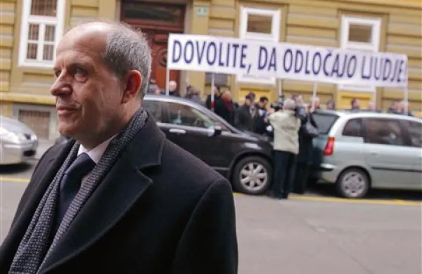 Na kaj kaže plima referendumskih pobud?