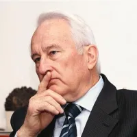  “Trditev, da je v gospodarstvu zmanjkalo denarja in da težave izhajajo iz plačilne nediscipline, je le polovična resnica, ki zlahka zavaja. Če ne vemo, kaj je pravi vzrok za težave,  tudi prave rešitve ne bomo našli.”