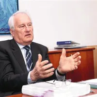 “Država mora vzpostaviti sistem,  v katerem bo vsak opravil svojo vlogo. Ne more se kar distancirati in pustiti, da gre vsak svojo pot.  Te svoje vloge pa naša država ni odigrala.”