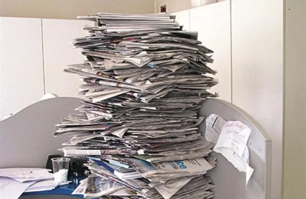 Ekologi brez meja  k zbiranju papirja vabijo vse vrtce, šole ter podjetja in  organizacije, ki želijo pospraviti nakopičen star papir.