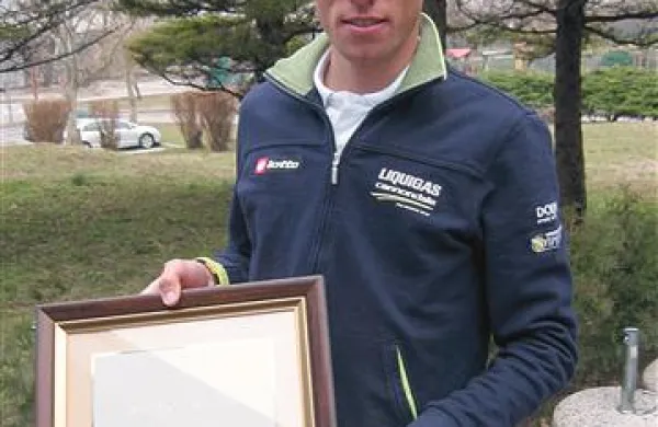 Ob vrnitvi domov je Kristijan Koren, ki je bil v času prireditve Naš športnik odsoten, prejel tudi priznanje  kot tretji športnik  Primorske v minulem letu. 