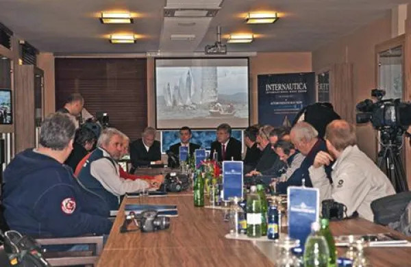Internautico vsako leto obišče več kot 30.000 ljudi, so sporočili njeni organizatorji. 