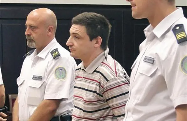 Ubežnika Matjaža Trampuža so zaradi prepovedane droge aretirali bosanski policisti.