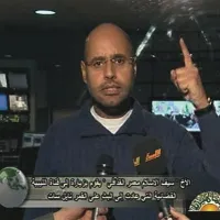 Gadafijev sin Saif al Islam je zatrdil, da njegova družina ne bo zapustila Libije, pa tudi, da njegov oče ne bo uničil nahajališč nafte.