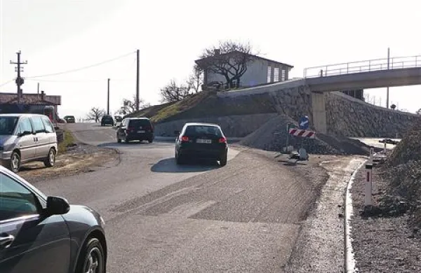 V Gonjačah  ne bo več nadležnega ovinka.