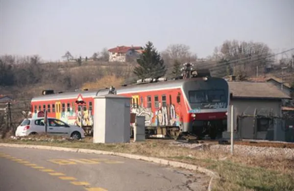 Danes so se vozovnice za vlak podražile za šest odstotkov.