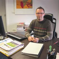 Sebastjan Kokl  ostaja na direktorskem stolu ŠOUP