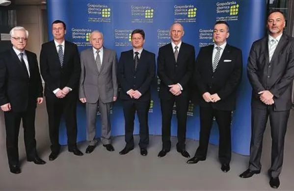 Nagradi sta dobila tudi Primorca, Jože Ceglar (tretji z leve) in  Devid Palčič (drugi z desne)