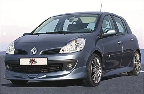 Renaultov clio gre najbolje v prodajo.