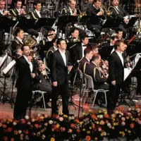 Ponos, lepota, pogum je bila formula za polno zasedeno dvorano