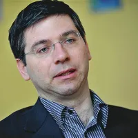 Naj sosedova krava živi dolgo in srečno