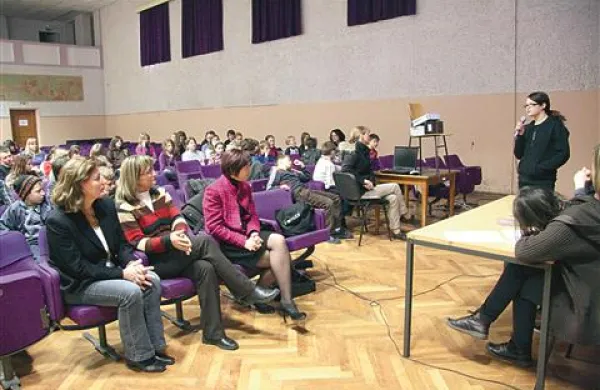 Medobčinski parlament je tokrat razpravljal o aktualni temi sodobnih medijev. 