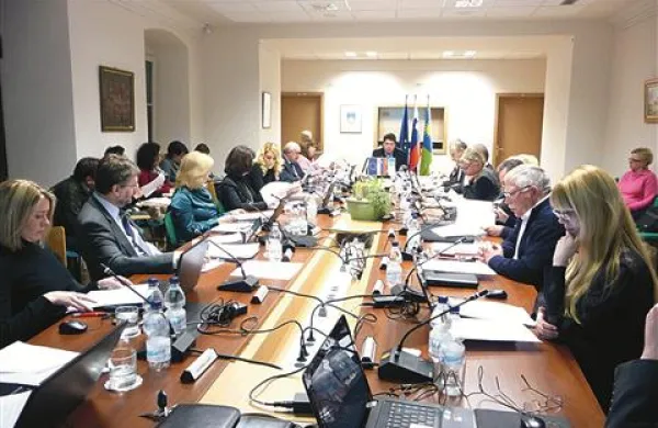 Proračunska seja je potrdila, da bo župan Turk težko krmaril med številnimi interesi.