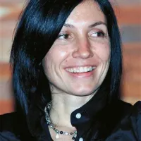 Irena Fonda: “Kupci so, a  nihče nima denarja, vsi obveznosti poravnavajo z zamikom.” 