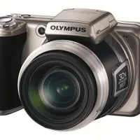Olympus SP800, zoom 28-840 mm