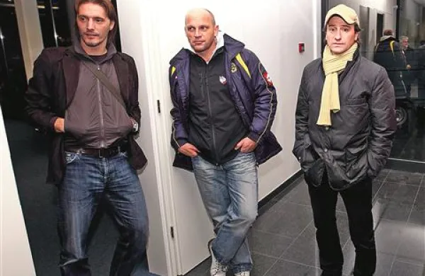 Nič več skupaj - (z leve)    Miran Pavlin, trener vratarjev Robert Volk in trener Primož Gliha