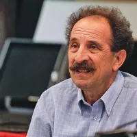    Dr. Tonči Kuzmanić: “V egipčanski revoluciji ni šlo za   razrede. Nobenih razrednih bojev ni bilo”