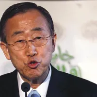 Generalni sekretar Ban Ki Moon na egiptovskem trgu Tahrir ni naletel na odobravanje. 