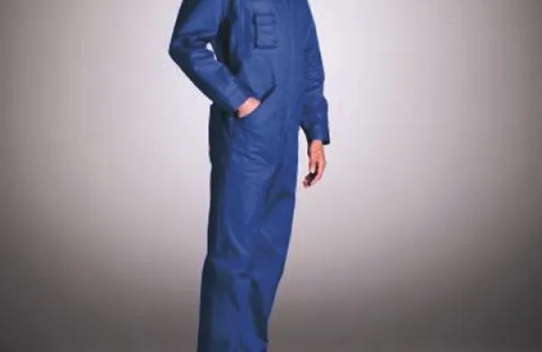 Premeteni serviser s fotokopiranim bankovcem