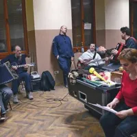 Kako utripa kulturno življenje v Pre&scaron;nici, vasici pod Slavnikom (+video)
