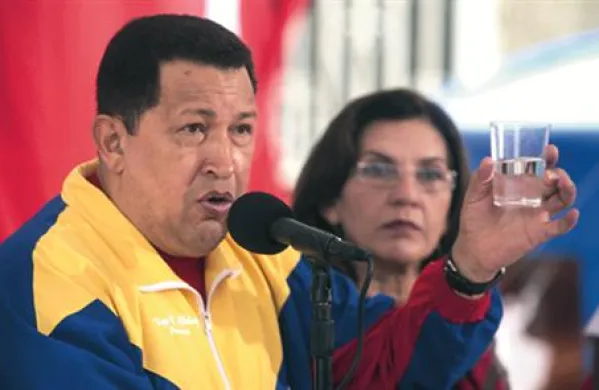 Venezuelski predsednik Hugo Chavez je v torek izjavil, da je za odsotnost življenja na Marsu prav lahko kriv kapitalizem.