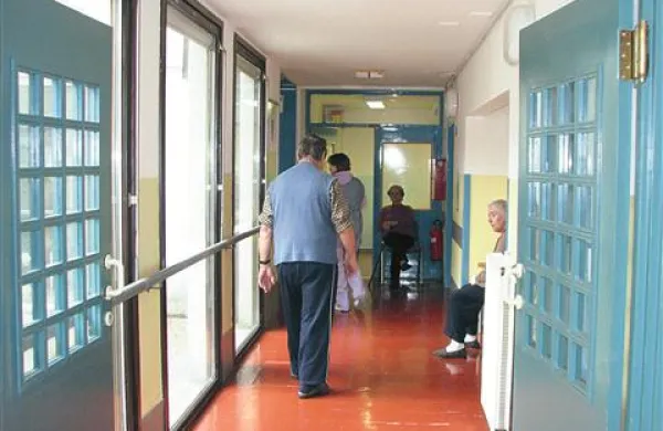 Ajdovski dom starejših občanov potrebuje temeljito prenovo in posodobitev.