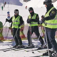 Policisti novogoriške Gorske policijske enote.  