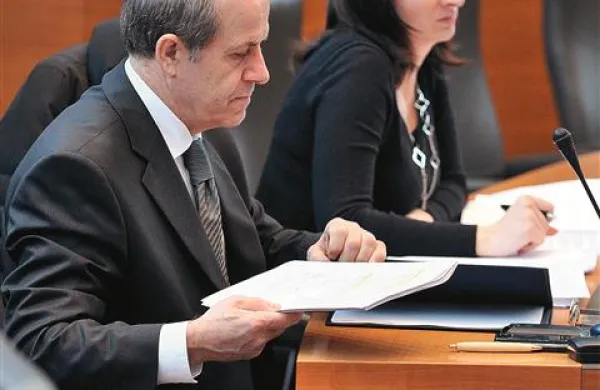 Za ministra Ivana Svetlika je eden glavnih ciljev zakona boljše odkrivanje kršitev in strožje kaznovanje kršiteljev 