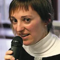 Katja Hrobat:  “Med mitičnimi hribi ima pomembno vlogo tudi 'sveta gora' Nanos, ki stoji na sedmih stebrih.”