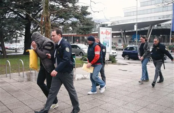 Najbolj množičen sodni proces pred novogori&scaron;kim okrožnim sodi&scaron;čem je dobil epilog